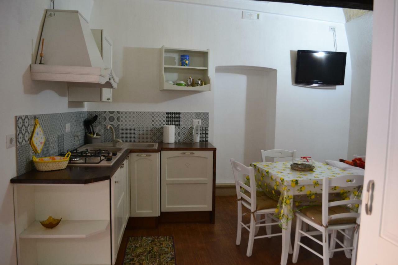 Le Case Di Titina Villa Mottola Buitenkant foto